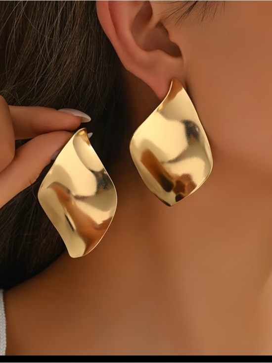 Source Unknown Jewelry - Source Unknown Gold Sculpted Wave Drop Earrings - Women Jewelry